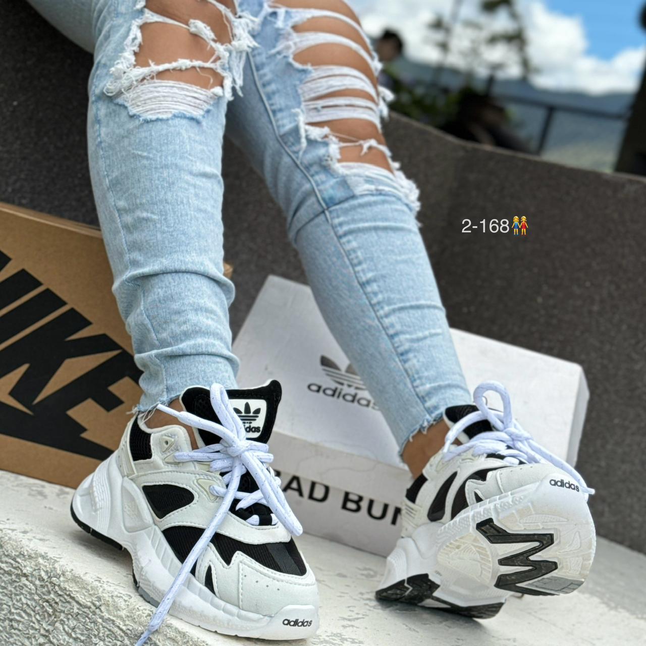 TENIS ADID WWR DAMA