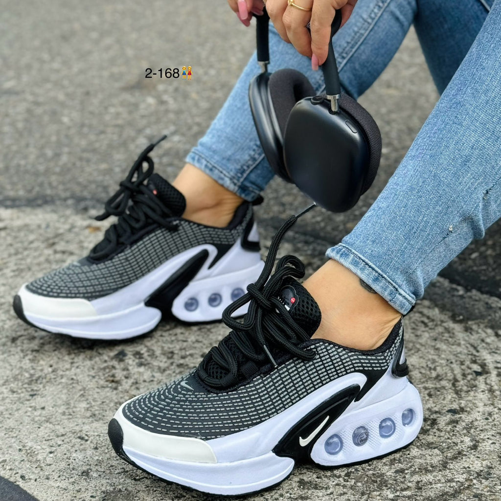 TENIS NK R DAMA Y CABALLERO